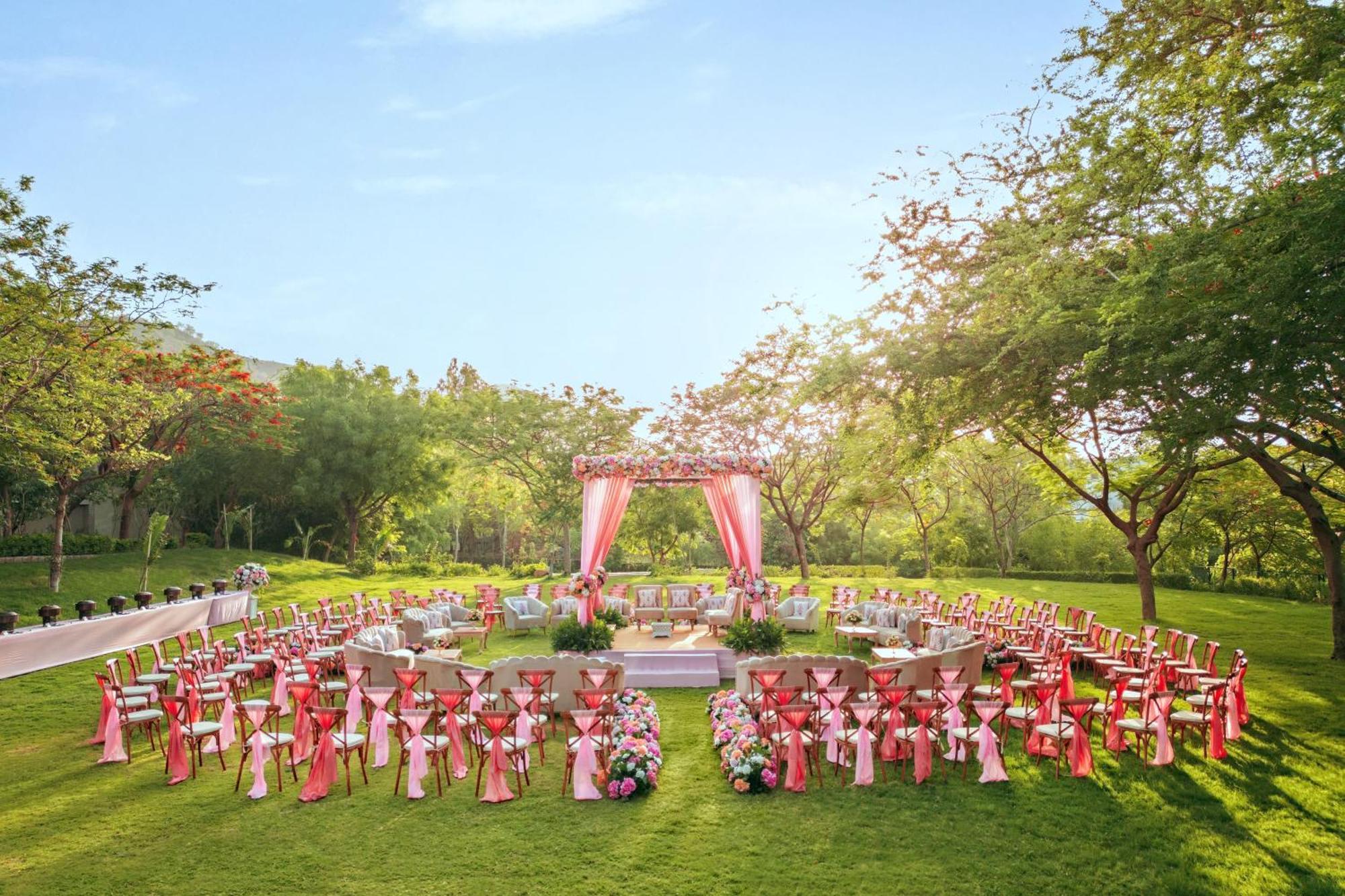 Essentia Luxury Resort & Spa Udaipur Exterior photo