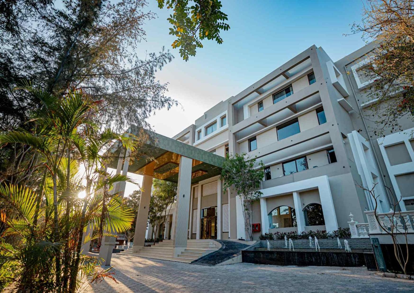 Essentia Luxury Resort & Spa Udaipur Exterior photo